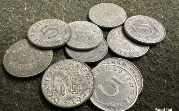 We acquired a bigger lot of original WW2 german coins, all are valued 5 Reichspfennig.