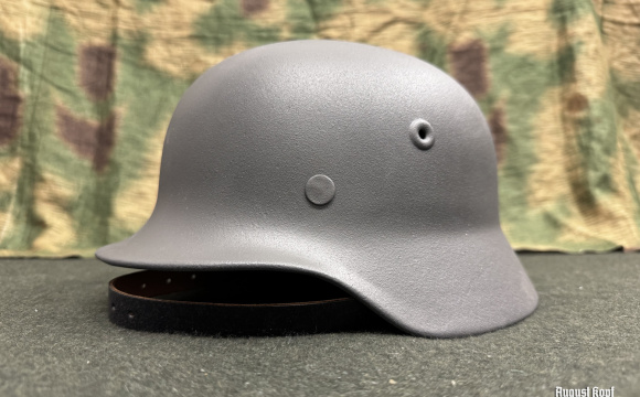 Original german WW2 Q66 helmet M40 series 82421 from famous Quist fabrik, restored for reenactment use.