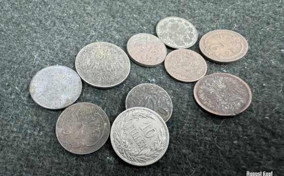 We acquired a bigger lot of original WW1 Austro Hungarian coins, various values.