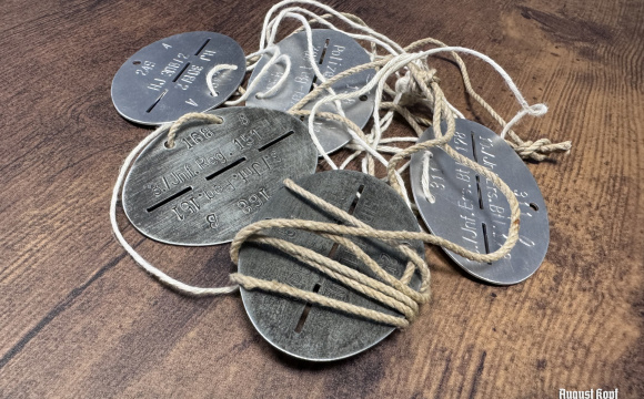 Erkennungsmarke - dog tag stamping