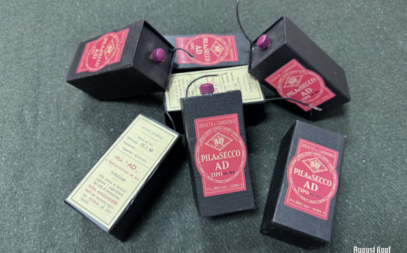 Fieldphone d T-30 Battery design IT