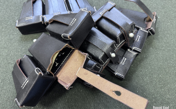 Kar98k leather pouches pair
