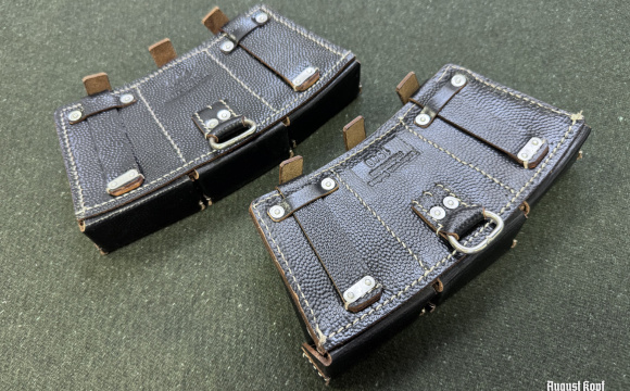 Kar98k leather pouches pair