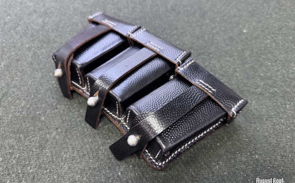 Kar98k leather pouches pair