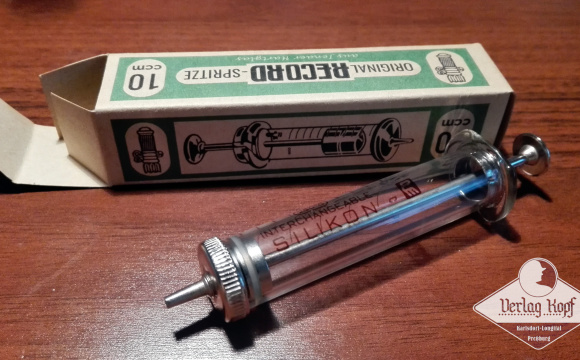 Genuine syringe 10ml in repro box