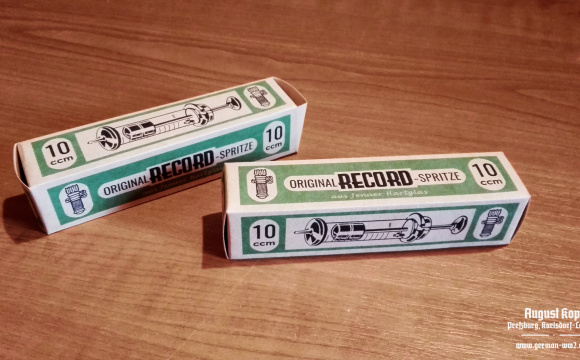 Genuine syringe 10ml in repro box