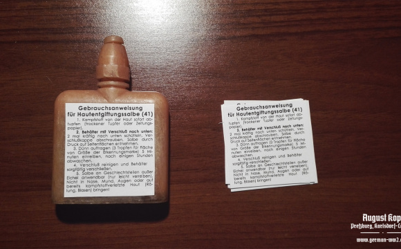 Waterproof sticker for your Hautengiftungssalbe - skin decontamination ointment bottle.