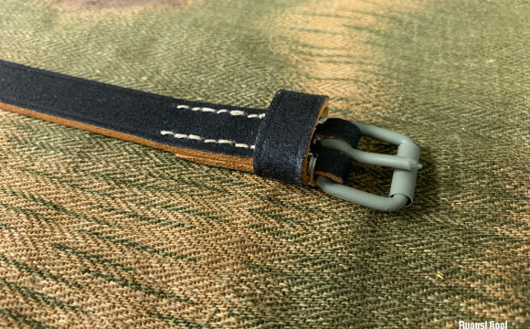 Standard equipment strap - riemen