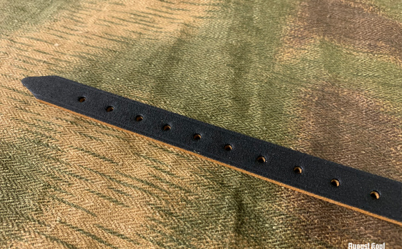 Standard equipment strap - riemen