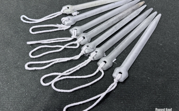 Postwar tent pegs as WW2 - single piece
