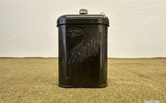 Popular coffee grinder in very good condition.