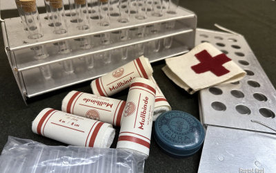 Simple set of medical items suitable for WW2 period.