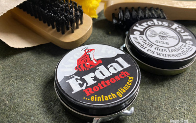 Modern set for cleaning and polishing leather shoes.