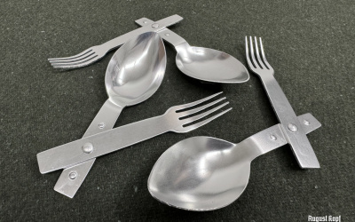 Popular German aluminium cutlery Klappessbesteck cannot miss in any breadbag.