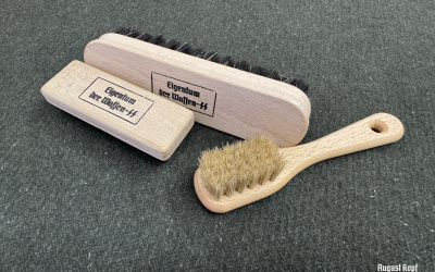 Soldier's brushes.