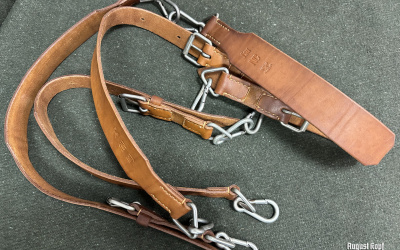 Nice leather addition to MG squad equipment.