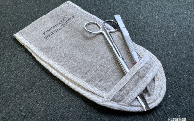 We reworked this interesting canvas case for basic equipment: clothing scissors, tweezers, scissors.