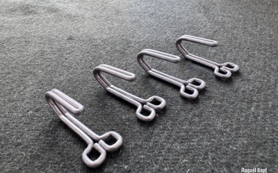 Set of standard aluminium hooks for german field blouses.