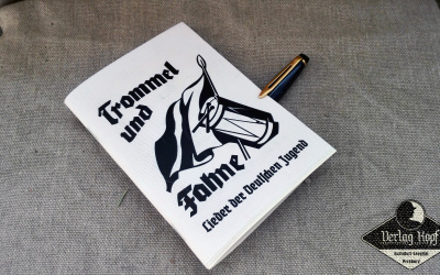 Drum and banner, songs of German youth.