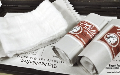 Reproduction of medical package, filled by fresh watte pads.
