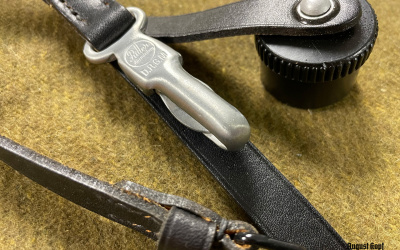 Premium field bottle strap with lid