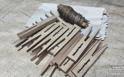 Nice set of wooden cloth pegs made of massive wood.