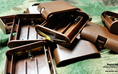 Battery holder 4,5V + label