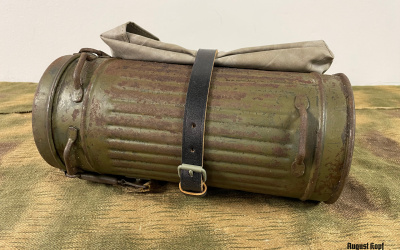 Gas mask can + gasplane set 1
