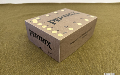 Nice WW2 era design 90V Pertrix Anode battery box for wartime radios.