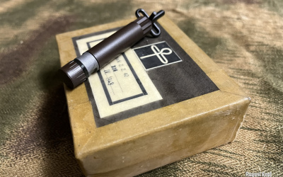Nice plastic copy of bakelite pull fuse model 42.