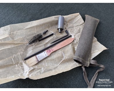 The VZ-61 Skorpion cleaning set