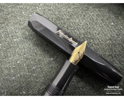 Fountain pen 1930/40 style - Medium nib