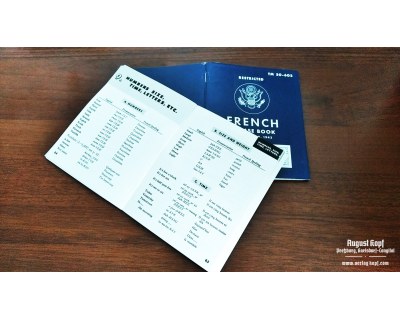 US - French Phrase Book