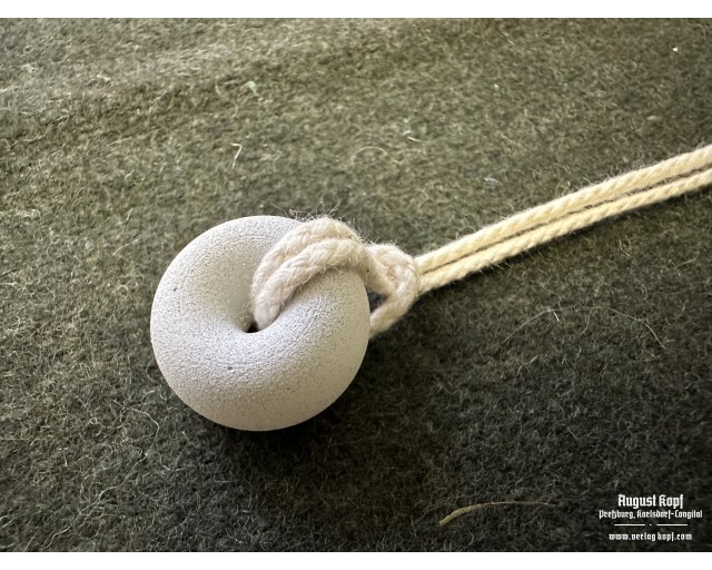 Stielhandgranate pulling cord