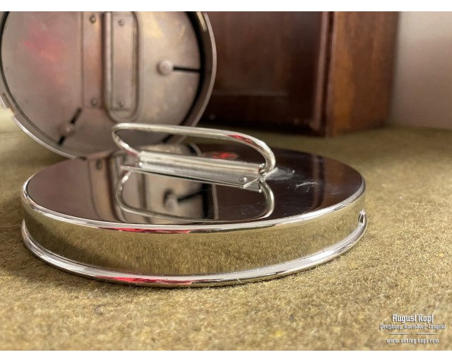 Vintage Petri dishes transport container with content
