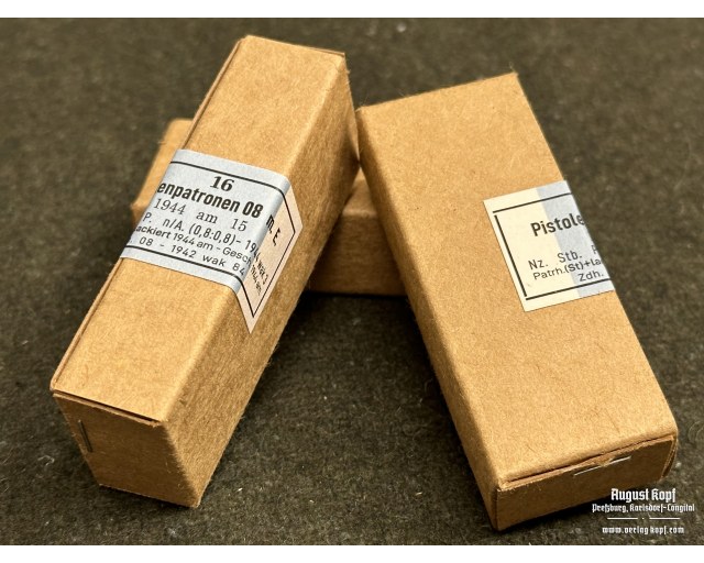 Empty box 16 Pistolenpatronen 08 type.4