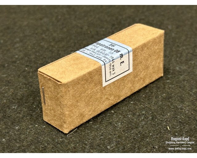Empty box 16 Pistolenpatronen 08 type.4