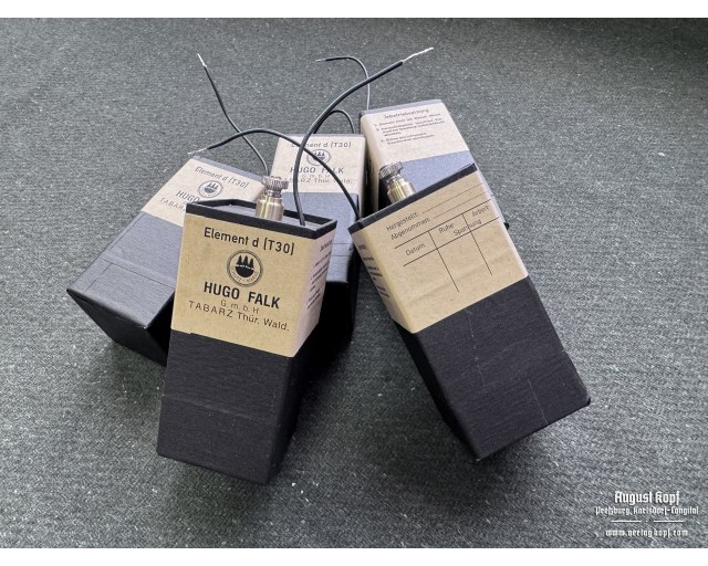 Fieldphone d T-30 Battery design 2 WH