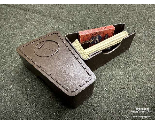 Empty protective box for shaving kit