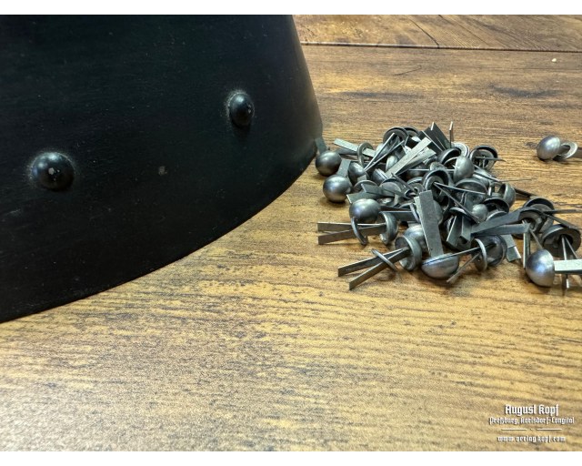 Czech helmet standard split pin for M32 vz.32