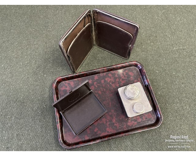 Desk set