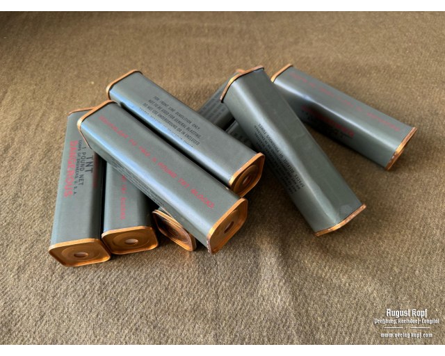 US TNT 1 pound - inert repro