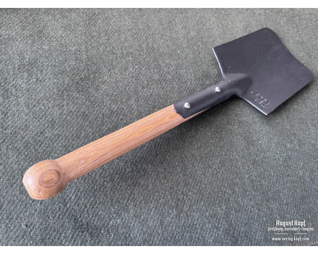 German WW2 Field Shovel