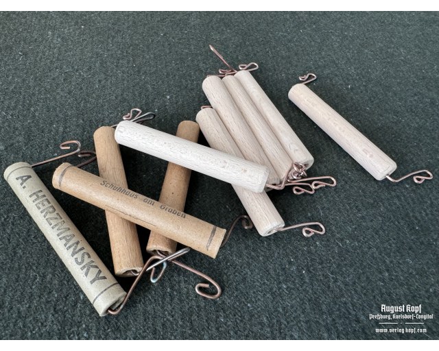 Vintage parcel carrying handle