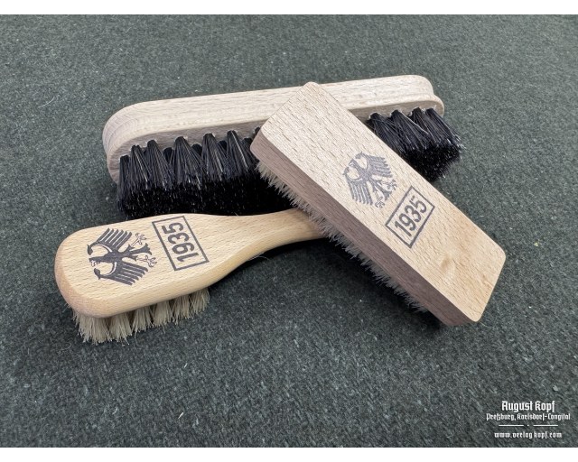 Cleaning brushes - Putzzeug 3x WH 1935