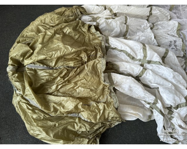 Postwar parachute part