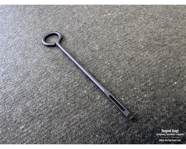 Cleaning rod for pistols