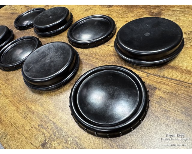 Butterdose Old Stock Original Bakelite 1pc