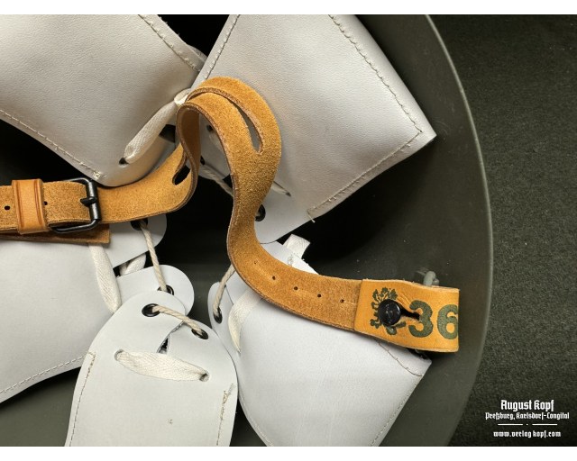 ČSR helmet Vz.32 liner set white leather