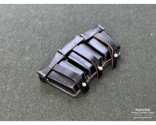 Kar98k leather pouches pair